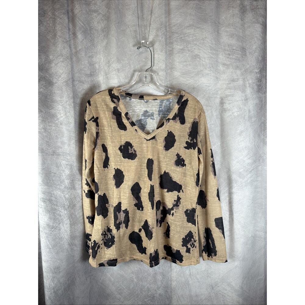 Leopard Print Top Size Small V Neck Long Sleeve Taupe and Black Animal Print - Picture 2 of 6